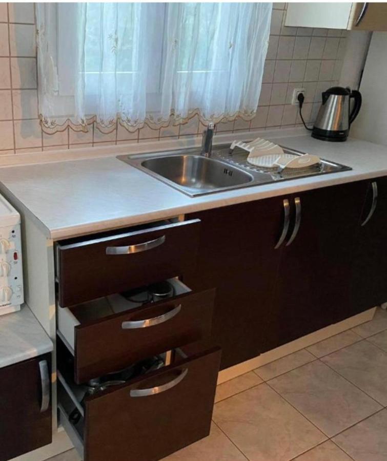 Studio Nikol Koutsoupia Kókkinon Nerón المظهر الخارجي الصورة